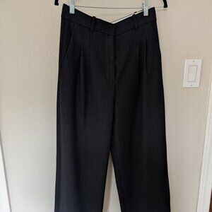 The Effortless Pant™ - (Re)ssential by Aritzia